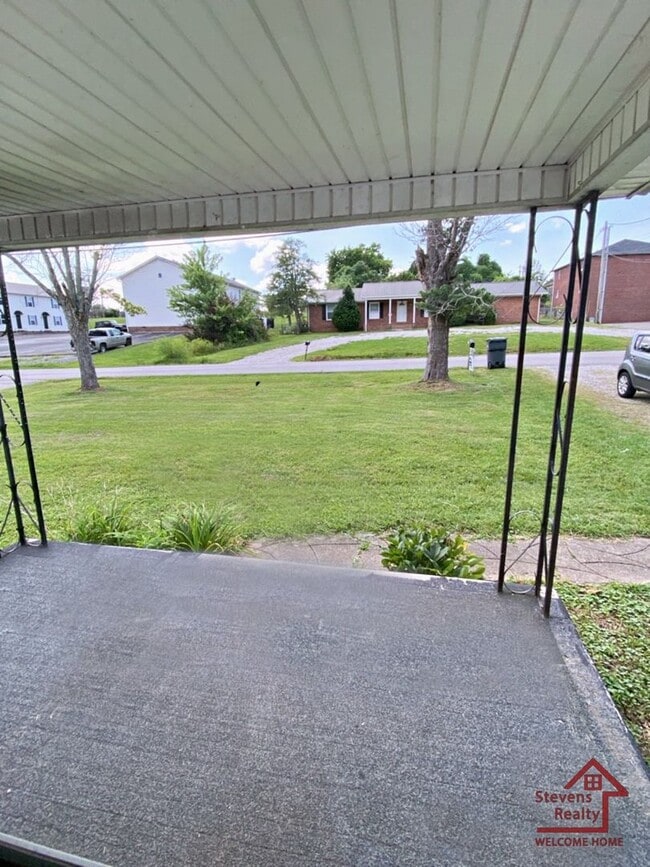 Photo - 25 N Franklin Ave