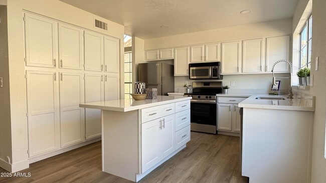 Photo - 4338 E Brookwood Ct