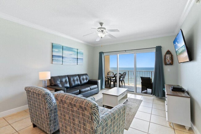 Building Photo - 931 W Beach Blvd Rental