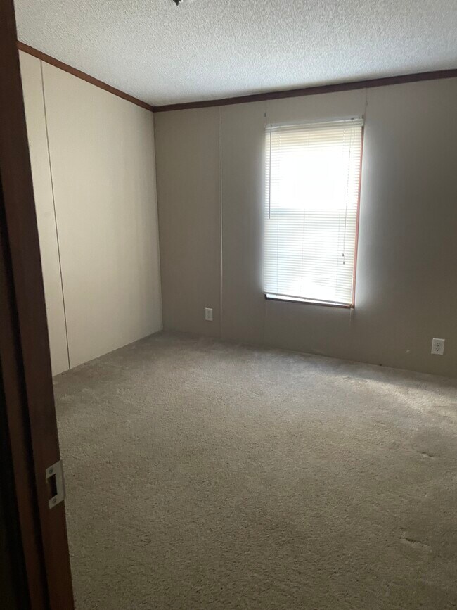 137 Powell Rd Rental House Rental in Hohenwald, TN