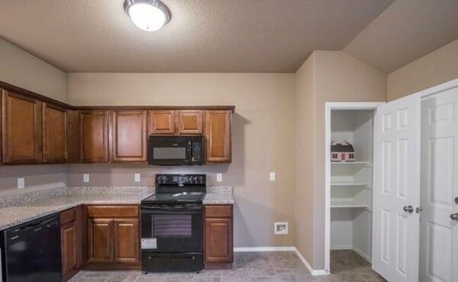 Photo - 12032 Big Ridge Cir