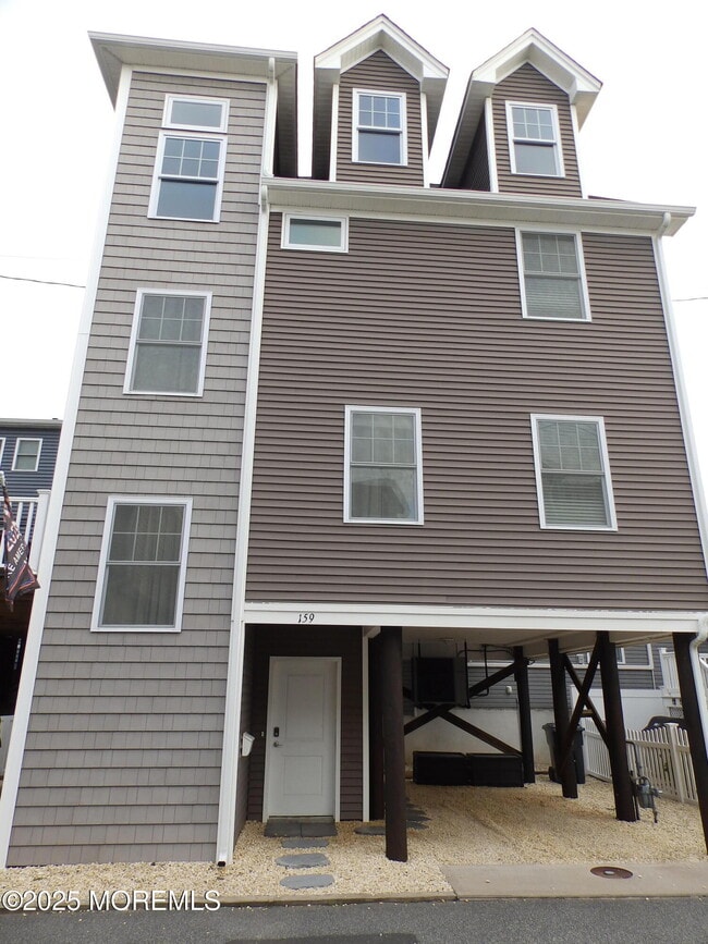 Building Photo - 159 W Bay Way Rental