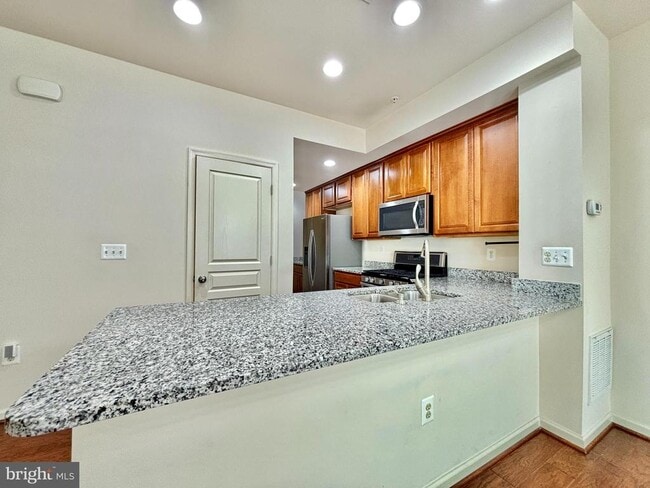 Photo - 1599 Renate Dr