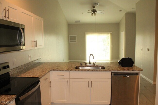 Photo - 912 SW 39th Terrace Unit 204