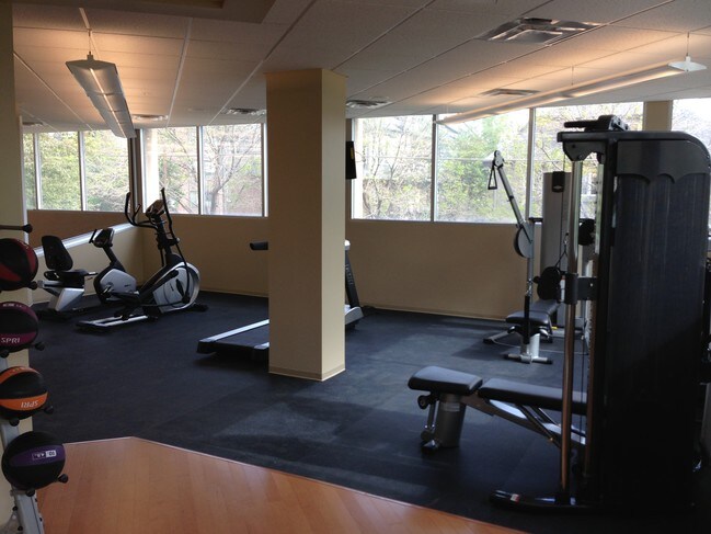 Photo - Penn Seven Apartments