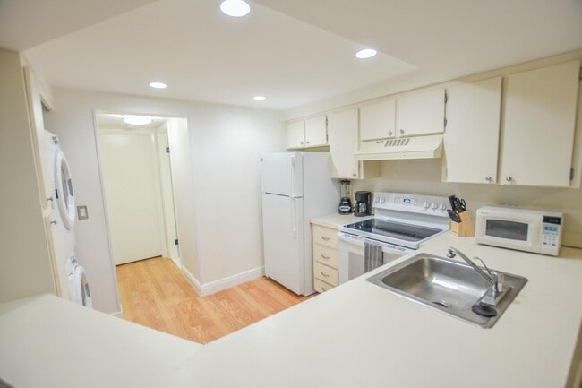 Photo - 1605 S US Hwy 1 Unidad A105