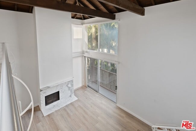 Photo - 122 Buccaneer St Unidad 3