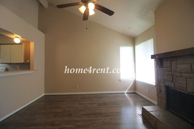 Photo - Cozy Olathe Ranch Style Home w/ Wood Floors!