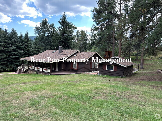 Building Photo - Great Home on Douglas Park, near Downtown ...