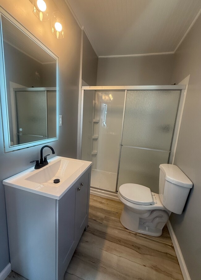 Building Photo - 47 Ash St Unit 2 Rental