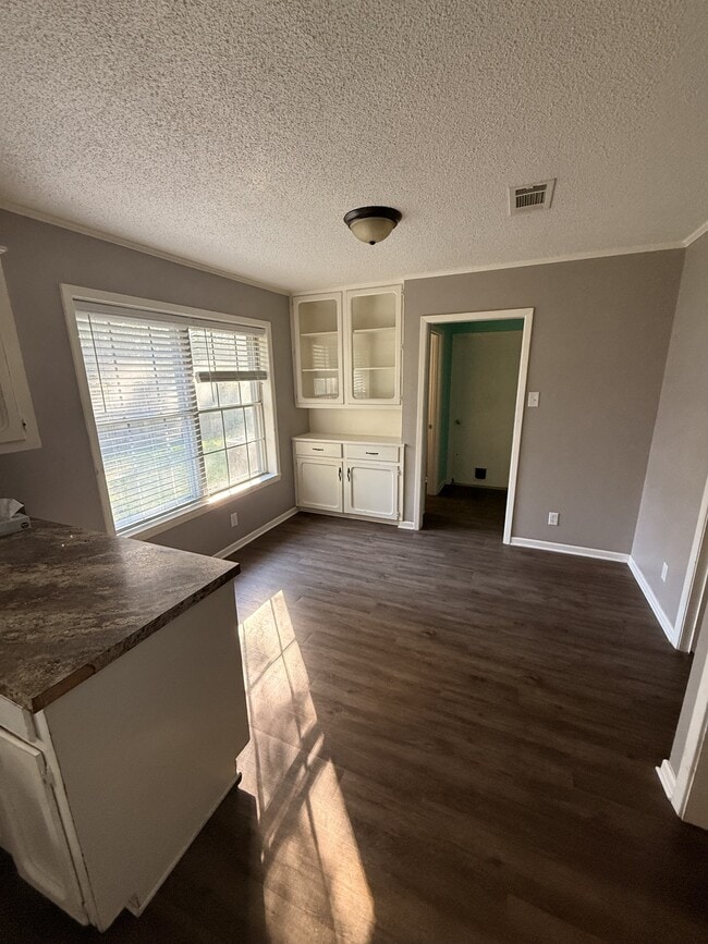 Photo - 200 S Birch St