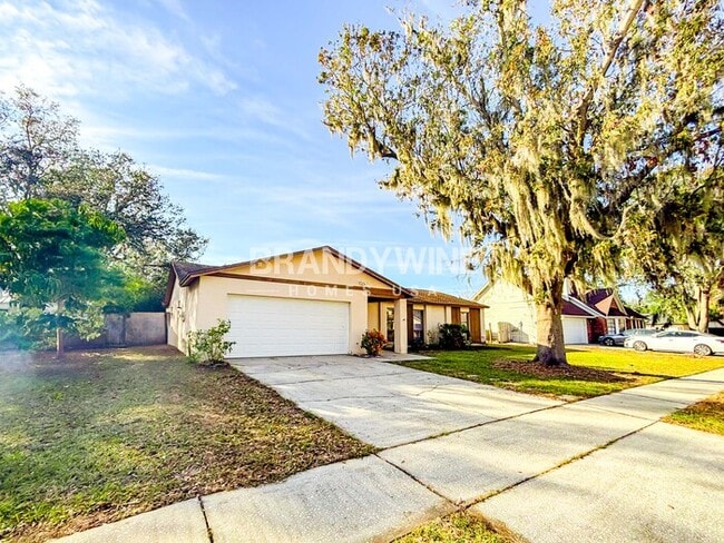 Photo - 734 Sandy Creek Dr