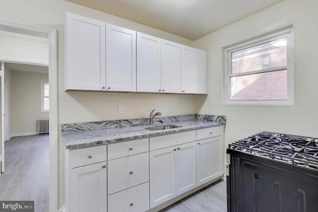 Photo - 8318 Roanoke Ave Unit 4