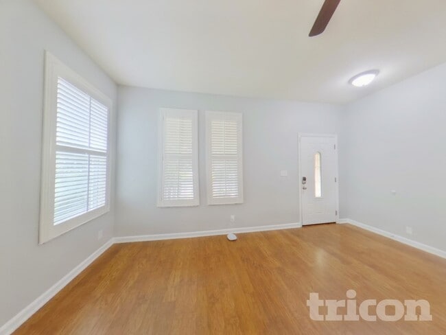 Photo - 204 Addington Dr