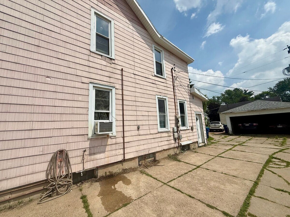 Photo - 111 N 3rd Ave Unit Lower