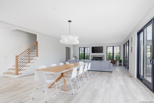 Photo - 650 Pine Ave