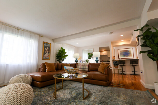 Building Photo - 3 Jay St Unit 1 Rental