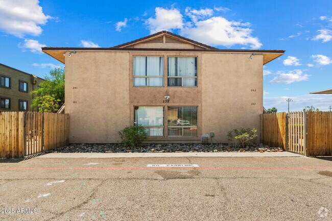 Building Photo - 535 W 9th St Unit 201 Rental