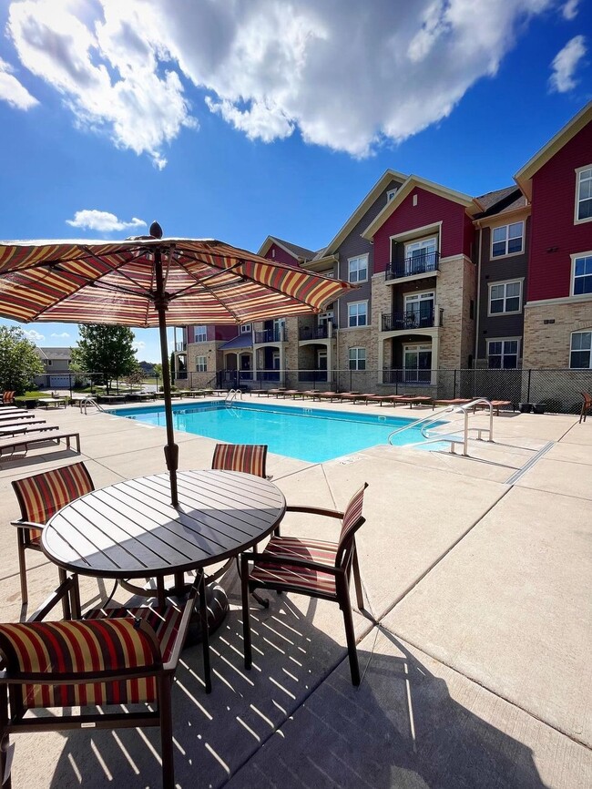 Pool 1 - Siena Ridge Apartments