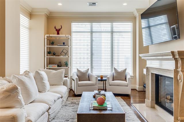 Photo - 2525 N Pearl St Unit 1106