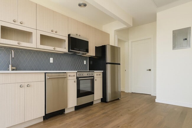 Photo - 524 W 134th St Unidad 4D