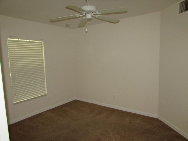 Photo - 1623 Oak Ave