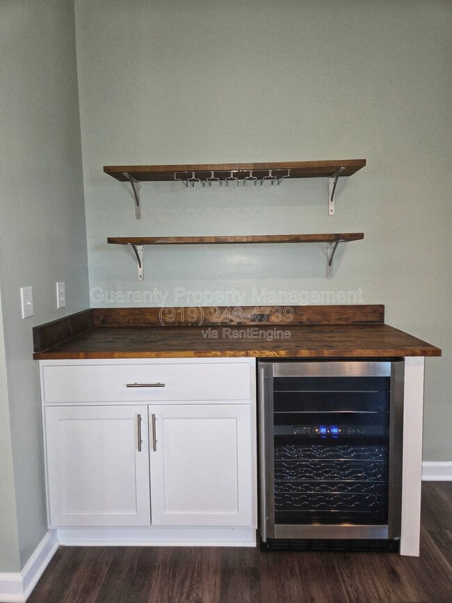 Photo - 6241 Waterside Ln