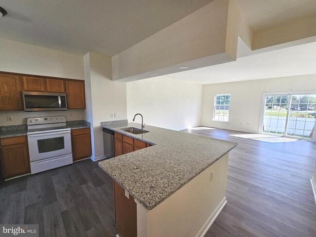 Building Photo - 98 Bay Hill Ln Rental