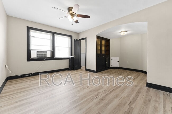 Photo - 37 West St Clair Street Unidad 309