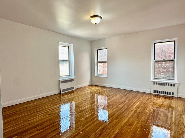 Building Photo - 216 W 102nd St Rental