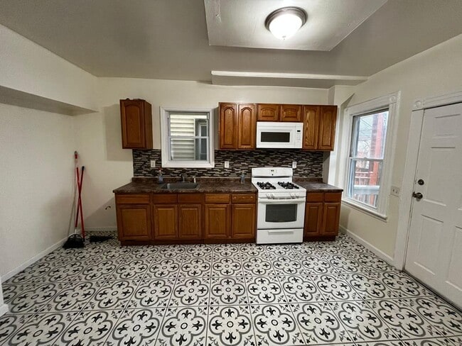 Photo - 207 Kearney St Unit 1