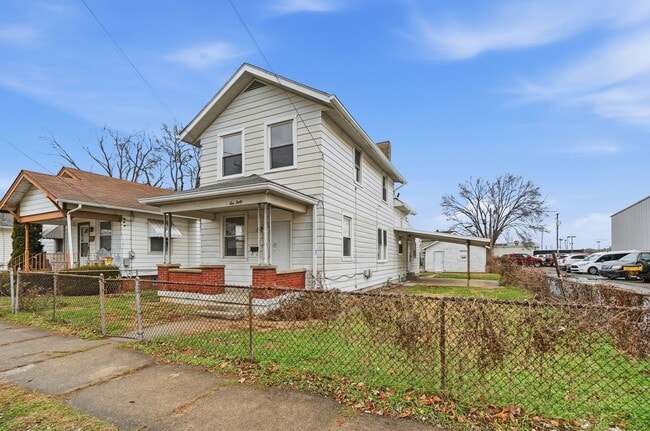 Photo - Three Bedroom Home in Hamilton!