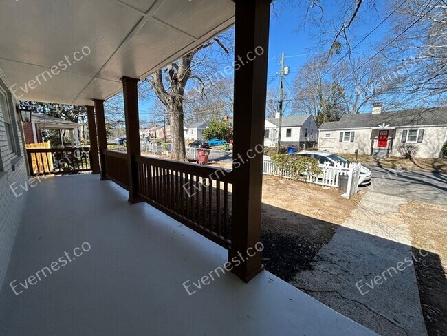 Photo - 1328 Sharon St NW