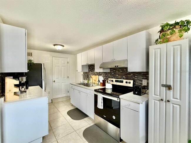 Photo - 2575 S Himes Ave Unit A