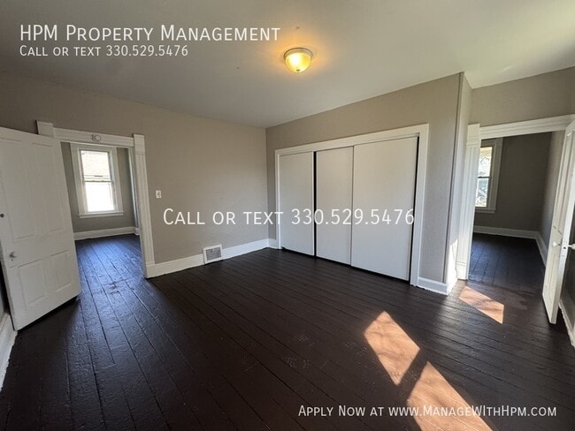 Photo - 713 Garfield Ave SW