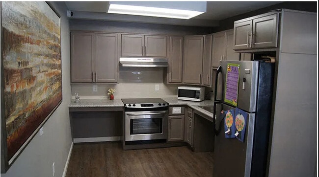 Photo - Ethan Terrace Apartments