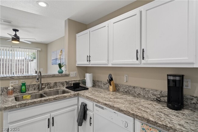Photo - 8216 Diamond Star Ct