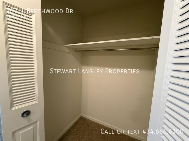 Photo - 707 Beechwood Dr