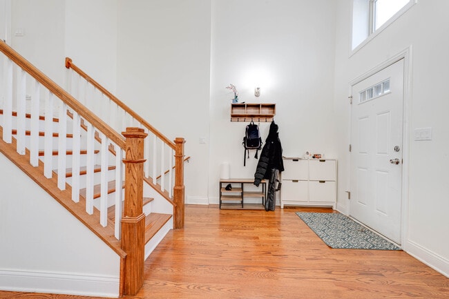 Photo - 2049 W 34th St