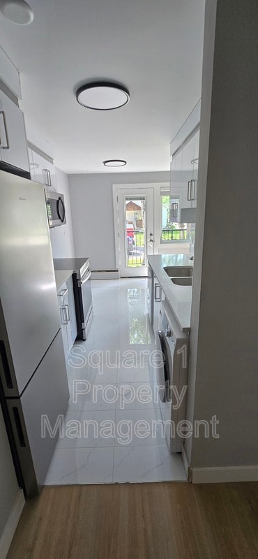 Photo - 10556-10580 80 Ave NW