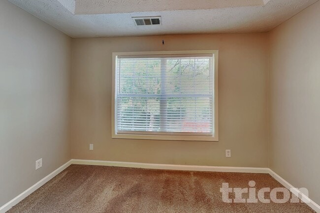 Photo - 1455 Enchanted Forest Dr