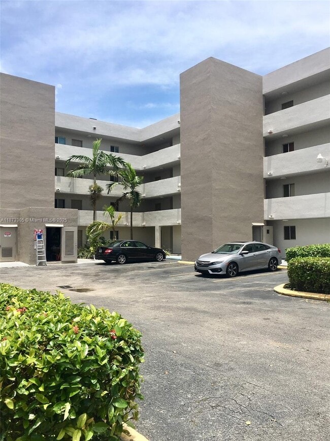 Building Photo - 6091 W 22nd Ct Unit 202 Rental