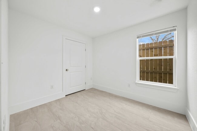 Silverwood Apartments
