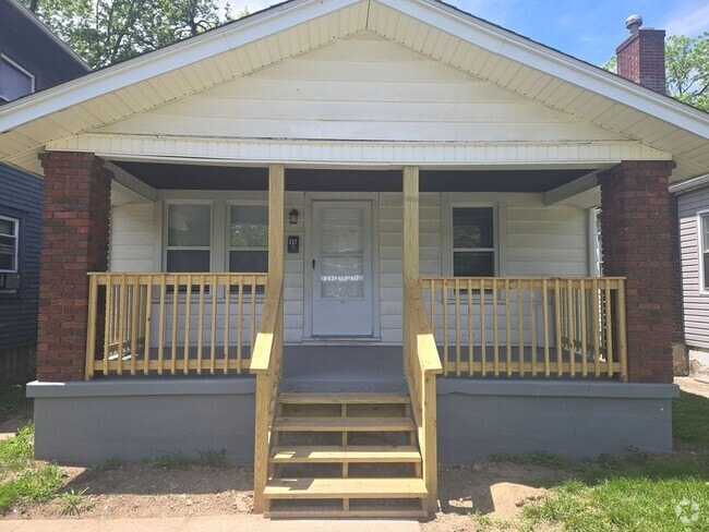 Building Photo - 3 Bedroom 1 Bathroom Single Family Cape Co... Rental