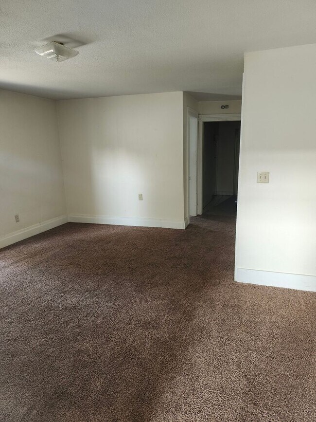 409 S 13th St Unit 409 Apt. 1