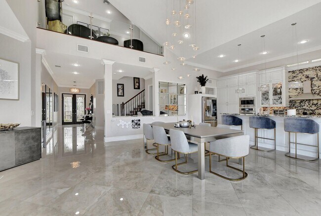 Photo - 857 Havana Dr