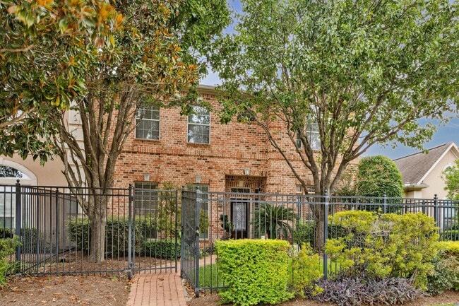 Building Photo - 13507 Brookbluff Ln
