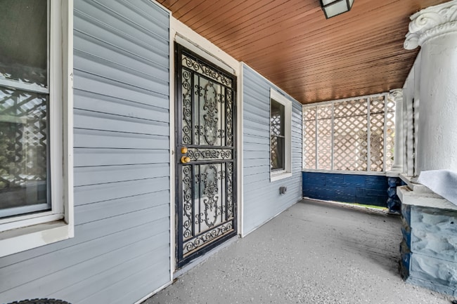 Photo - 2826 E 124th St Unidad B