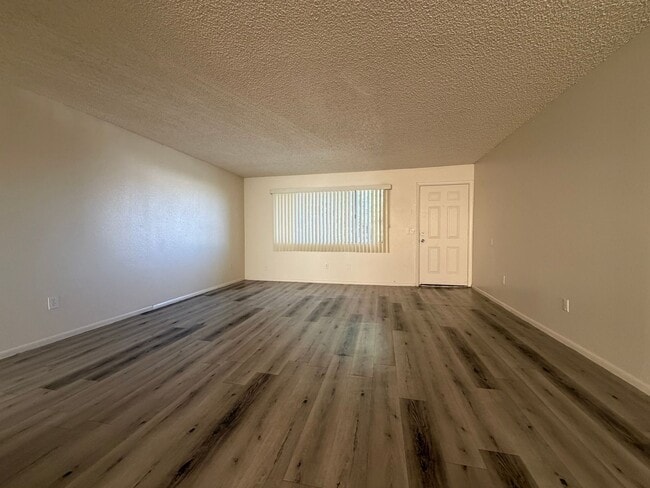 Photo - 3351 W Harmont Dr Unit 3351-03