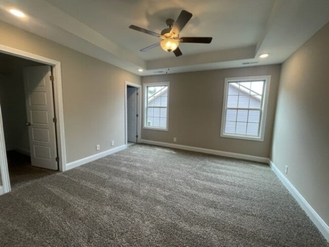 Photo - 3 Bedroom 2 Bathroom Home!